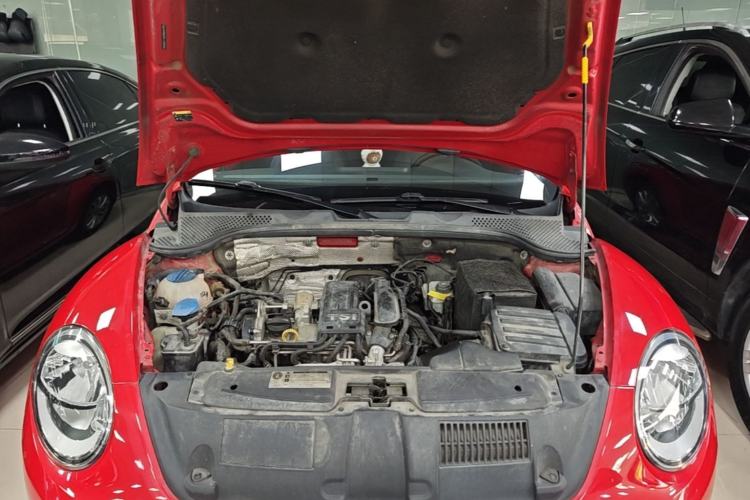Used Volkswagen Beetle 2015 180TSI model Engine Bay