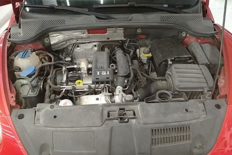Used Volkswagen Beetle 2015 180TSI model Engine Bay