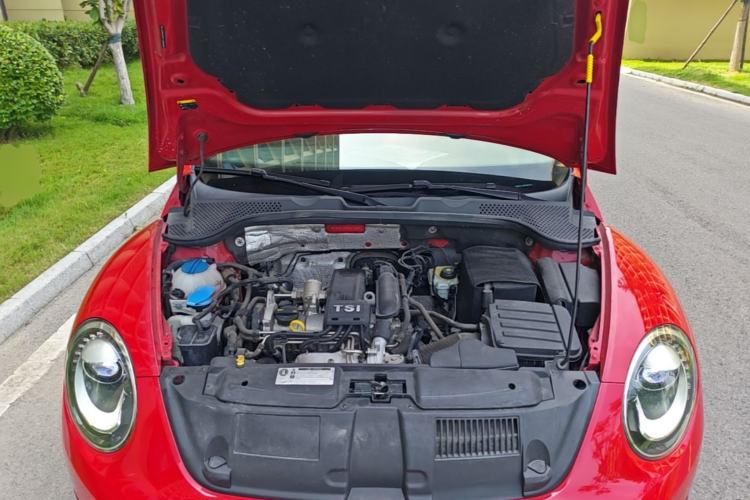 Used Volkswagen Beetle 2015 180TSI model Engine Bay
