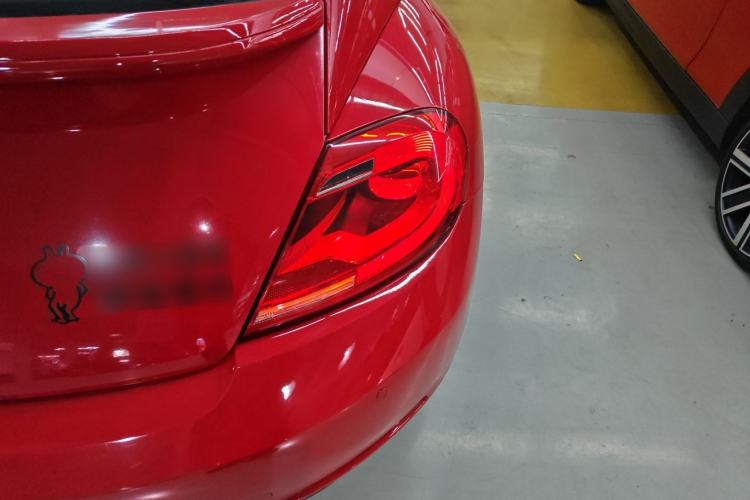 Used Volkswagen Beetle 2015 180TSI model Exterior 2
