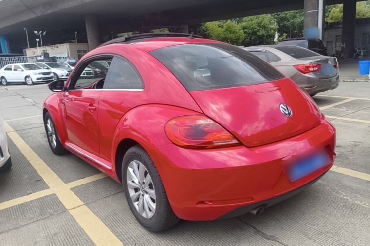 Used Volkswagen Beetle 2015 180TSI model Exterior 2