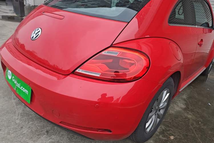 Used Volkswagen Beetle 2015 180TSI model Exterior 3
