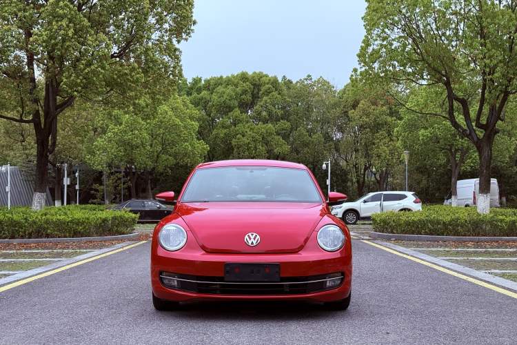 Used Volkswagen Beetle 2015 180TSI model Exterior 4