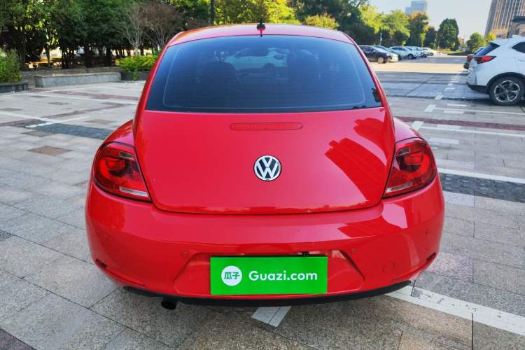Used Volkswagen Beetle 2015 180TSI model Exterior 4