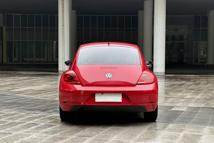 Used Volkswagen Beetle 2015 180TSI model Exterior 5