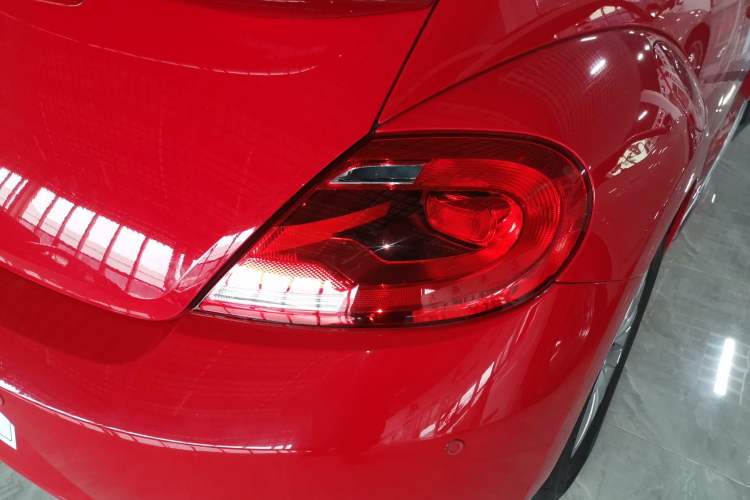 Used Volkswagen Beetle 2015 180TSI model Exterior 6