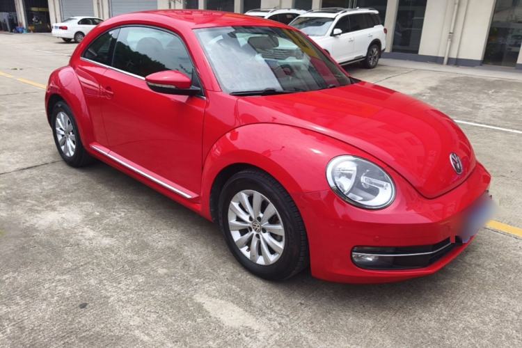 Used Volkswagen Beetle 2015 180TSI model Front Right 45 Deg