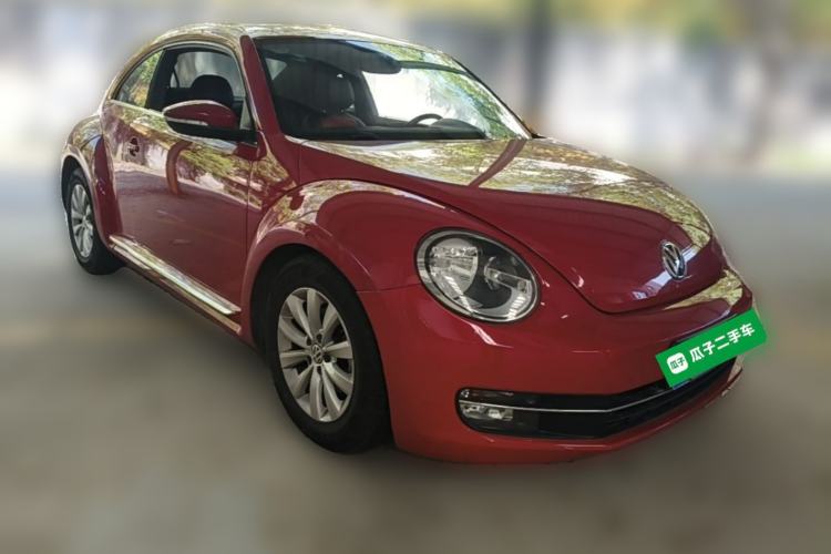 Used Volkswagen Beetle 2015 180TSI model Front Right 45 Deg