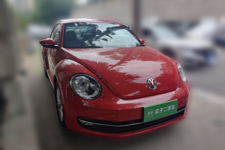 Used Volkswagen Beetle 2015 180TSI model Front Right 45 Deg