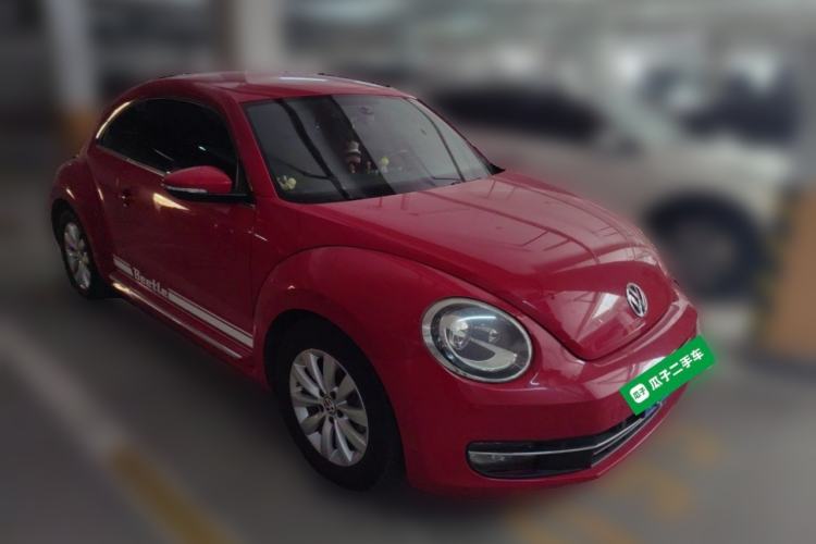 Used Volkswagen Beetle 2015 180TSI model Front Right 45 Deg