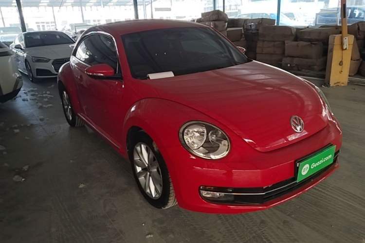 Used Volkswagen Beetle 2015 280TSI Front Right 45 Deg