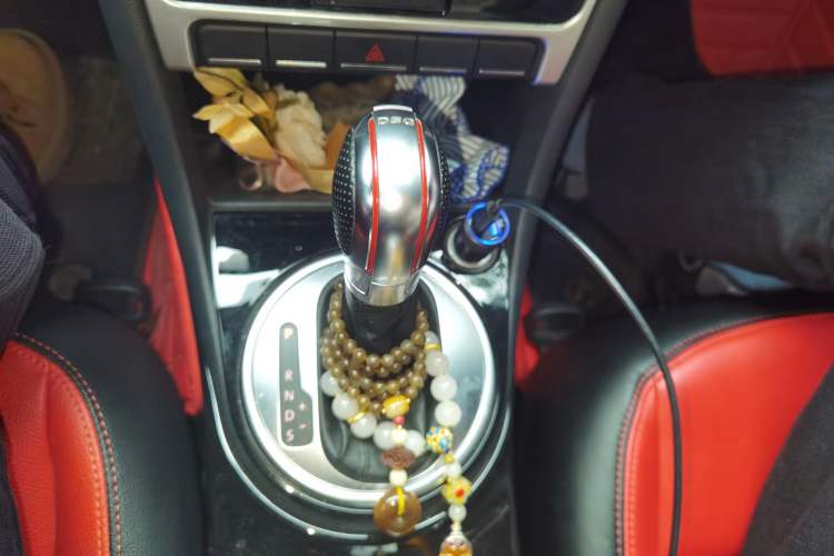 Used Volkswagen Beetle 2015 180TSI model Gear Lever