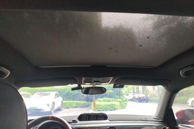 Used Volkswagen Beetle 2015 380TSI Headliner