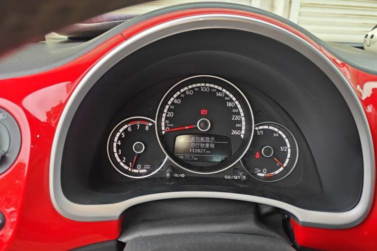 Used Volkswagen Beetle 2015 180TSI model Instrument Cluster