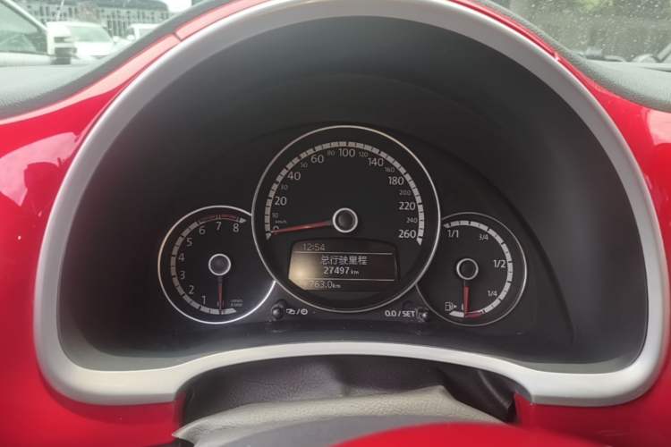 Used Volkswagen Beetle 2015 180TSI model Instrument Cluster