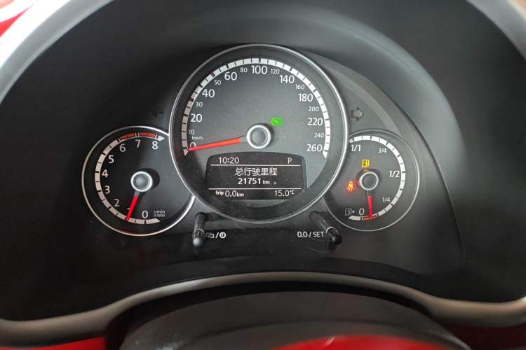 Used Volkswagen Beetle 2015 180TSI model Instrument Cluster