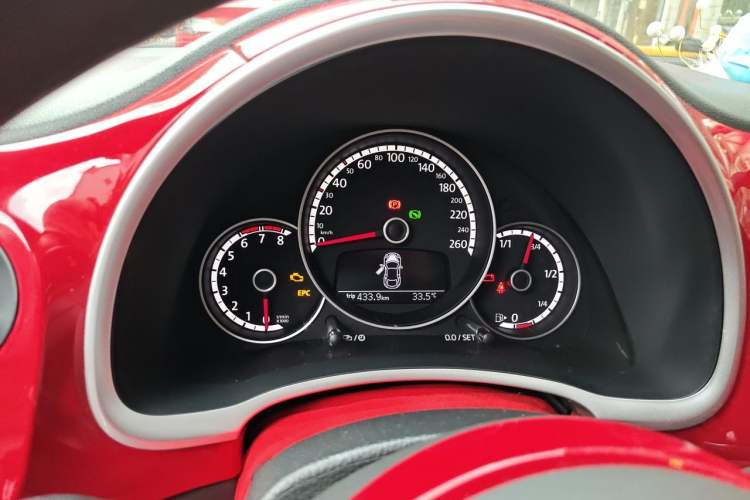 Used Volkswagen Beetle 2015 280TSI Instrument Cluster