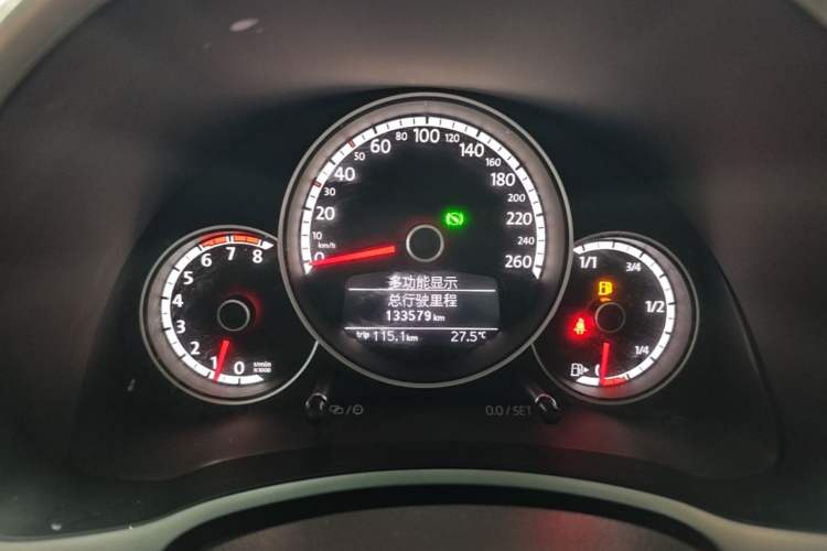 Used Volkswagen Beetle 2015 180TSI model Instrument Cluster