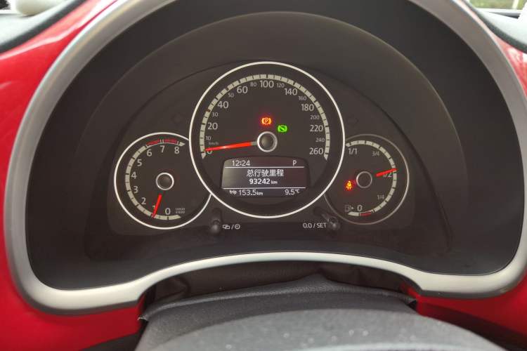 Used Volkswagen Beetle 2015 180TSI model Instrument Cluster