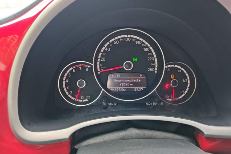Used Volkswagen Beetle 2015 180TSI model Instrument Cluster