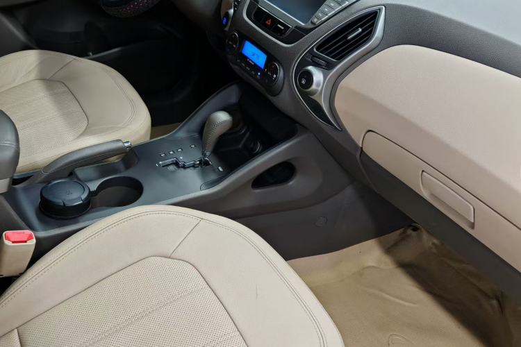 Used Volkswagen Beetle 2015 280TSI Interior 11