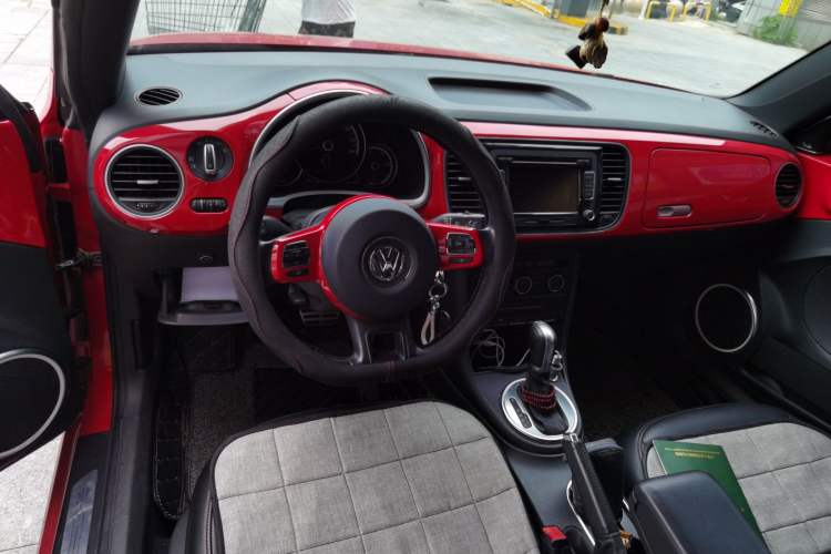 Used Volkswagen Beetle 2015 280TSI Interior 2