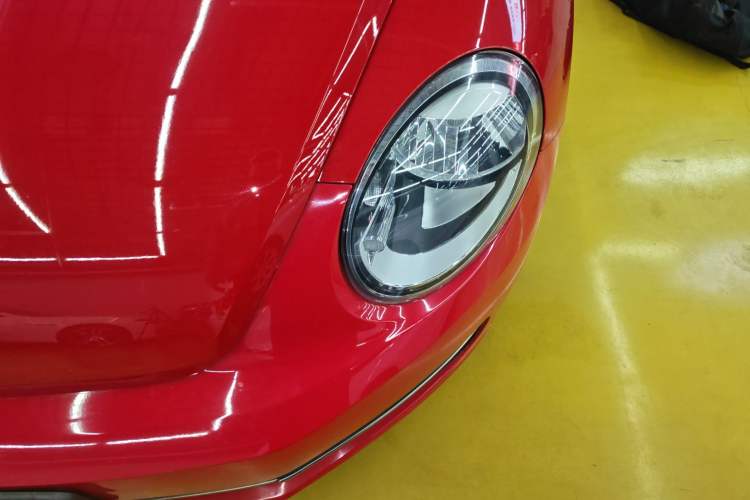 Used Volkswagen Beetle 2015 180TSI model Left Front Headlight