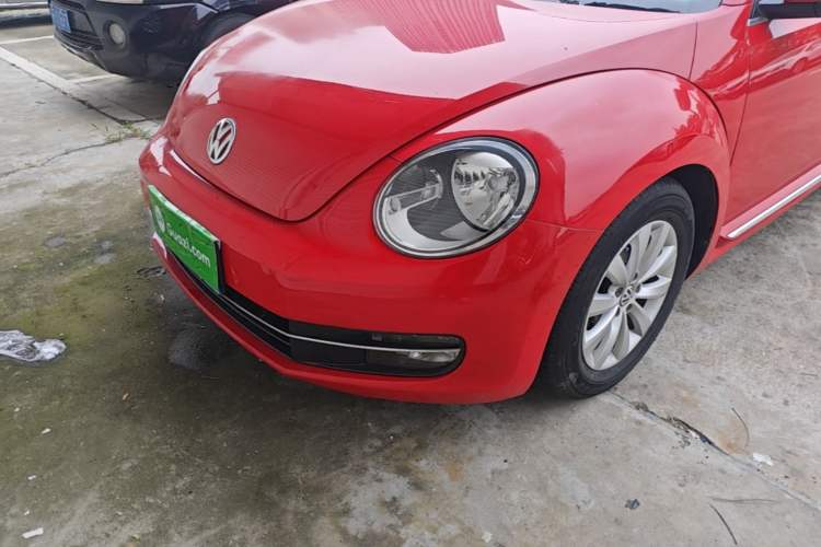 Used Volkswagen Beetle 2015 180TSI model Left Front Headlight