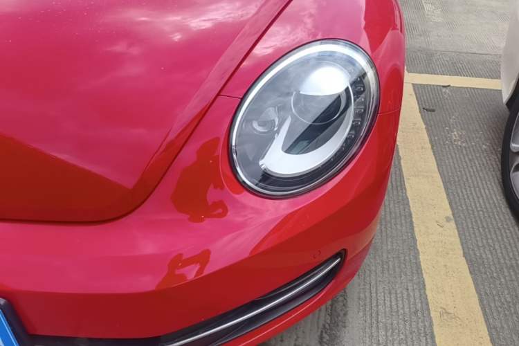 Used Volkswagen Beetle 2015 180TSI model Left Front Headlight