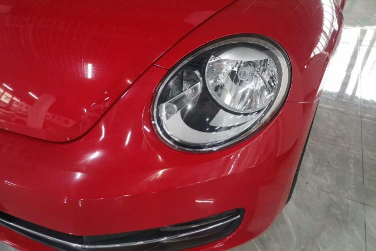 Used Volkswagen Beetle 2015 180TSI model Left Front Headlight