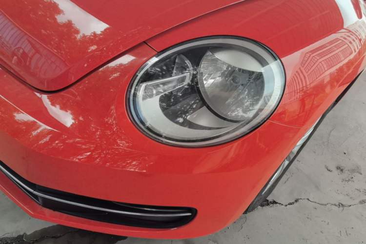 Used Volkswagen Beetle 2015 180TSI model Left Front Headlight