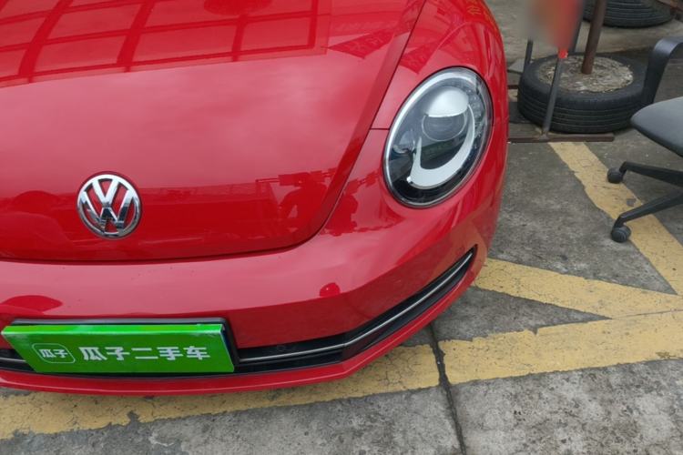 Used Volkswagen Beetle 2015 180TSI model Left Front Headlight
