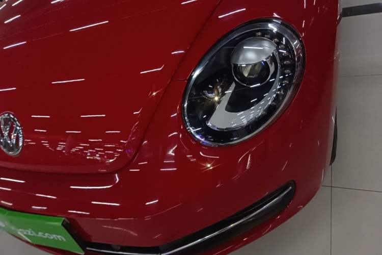 Used Volkswagen Beetle 2015 180TSI model Left Front Headlight