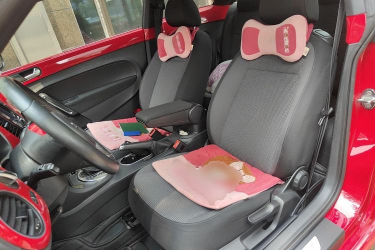 Used Volkswagen Beetle 2015 180TSI model Left Front Seat