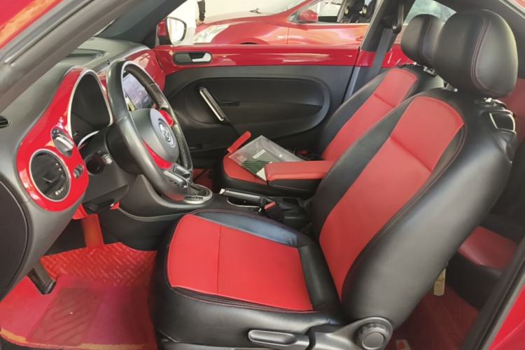 Used Volkswagen Beetle 2015 180TSI model Left Front Seat