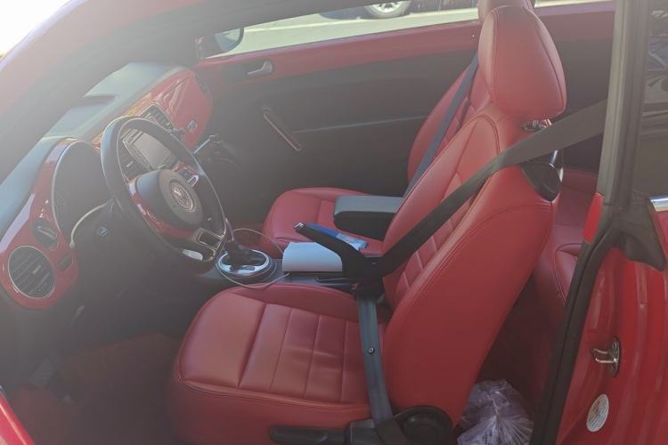 Used Volkswagen Beetle 2015 280TSI Left Front Seat