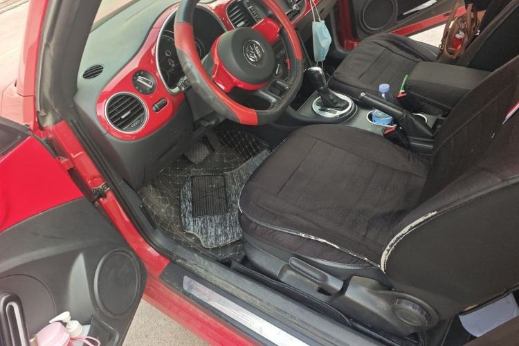 Used Volkswagen Beetle 2015 180TSI model Left Front Seat