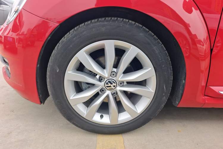 Used Volkswagen Beetle 2015 280TSI Left Front Wheel Hub