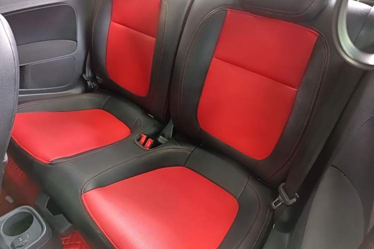 Used Volkswagen Beetle 2015 180TSI model Left Rear Seat