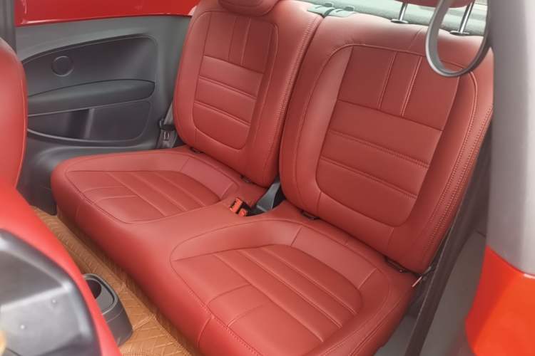 Used Volkswagen Beetle 2015 180TSI model Left Rear Seat