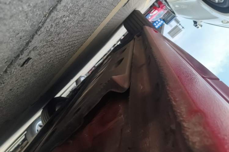 Used Volkswagen Beetle 2015 180TSI model Left Side Sill
