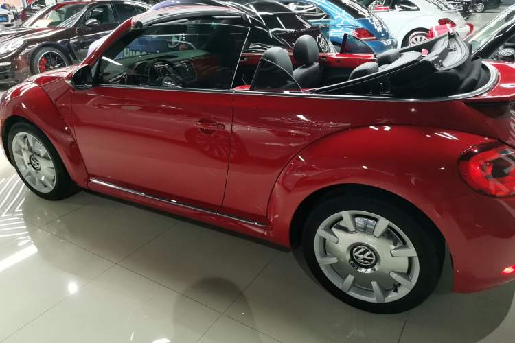 Used Volkswagen Beetle 2015 180TSI Convertible Edition Left Side