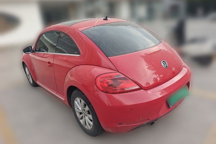Used Volkswagen Beetle 2015 180TSI model Rear Left 45 Deg