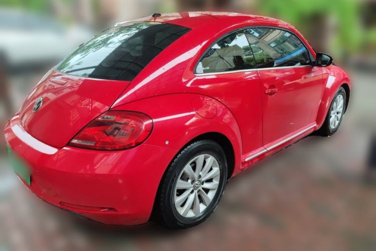 Used Volkswagen Beetle 2015 180TSI model Rear Right 45 Deg