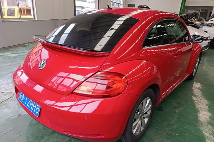 Used Volkswagen Beetle 2015 180TSI model Rear Right 45 Deg