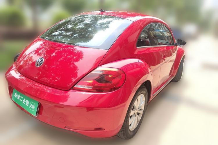 Used Volkswagen Beetle 2015 180TSI model Rear Right 45 Deg