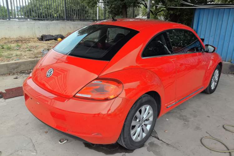 Used Volkswagen Beetle 2015 180TSI model Rear Right 45 Deg