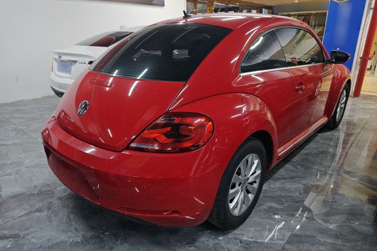 Used Volkswagen Beetle 2015 180TSI model Rear Right 45 Deg