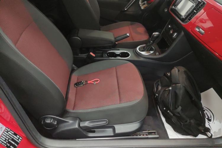 Used Volkswagen Beetle 2015 180TSI model Right Front Seat