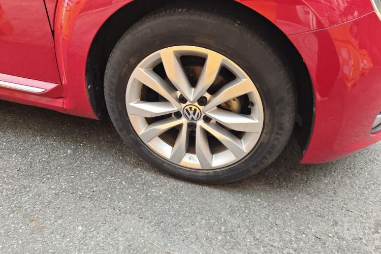 Used Volkswagen Beetle 2015 280TSI Right Front Wheel Hub